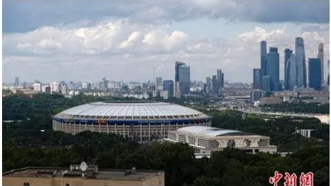 紫百合完胜布拉加10人，欧战16强附加赛佛罗伦萨4-0大捷，晋级在即！